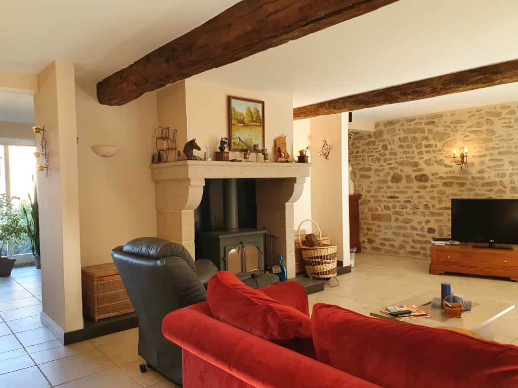 Huis in Chateauponsac, Limousin 10088061