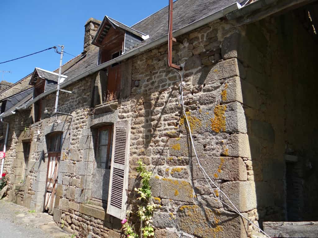 Hus i Pontorson, Normandie 10088065