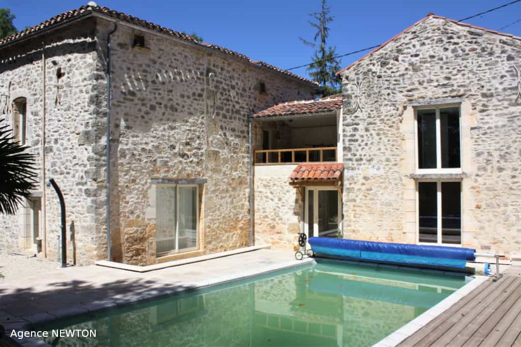 House in Albas, Occitanie 10088074