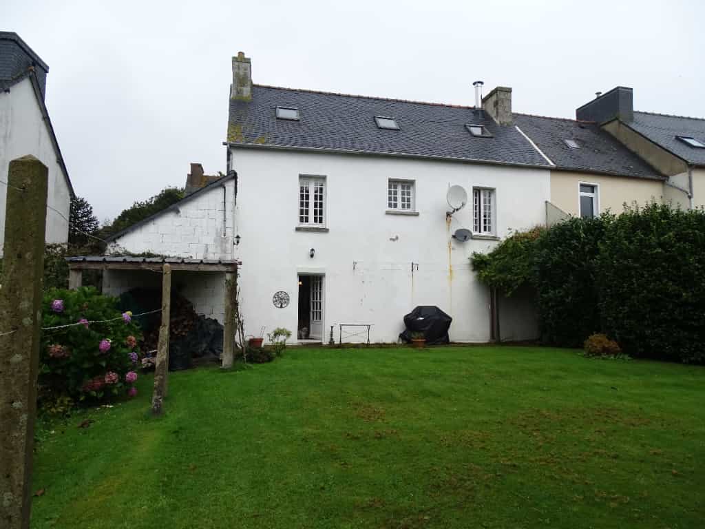 House in Mael Carhaix, Bretagne 10088076