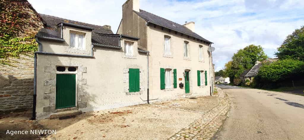 Hus i La Feuillee, Bretagne 10088100
