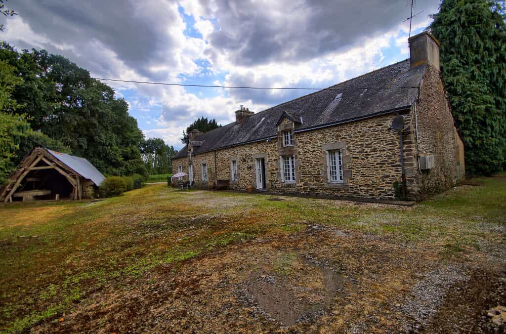 Rumah di Reguiny, Bretagne 10088101