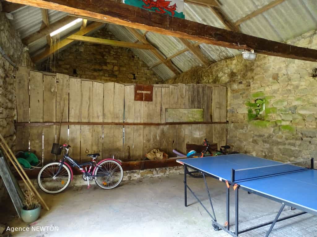 жилой дом в Mael Pestivien, Bretagne 10088125