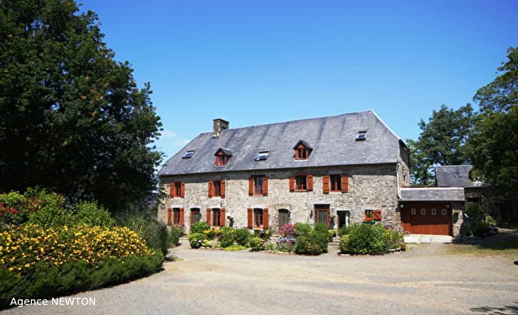 Dom w Percy, Normandie 10088149