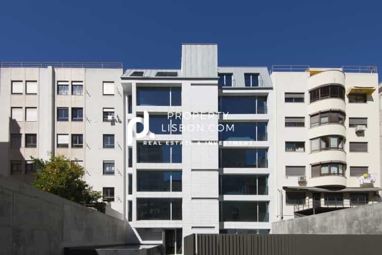 عمارات في كامبوليد, لشبونة 10088311