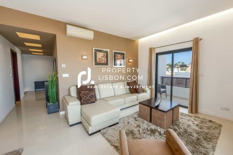 Condominium in BensafrimE Barao de Sao Joao, Algarve 10088366