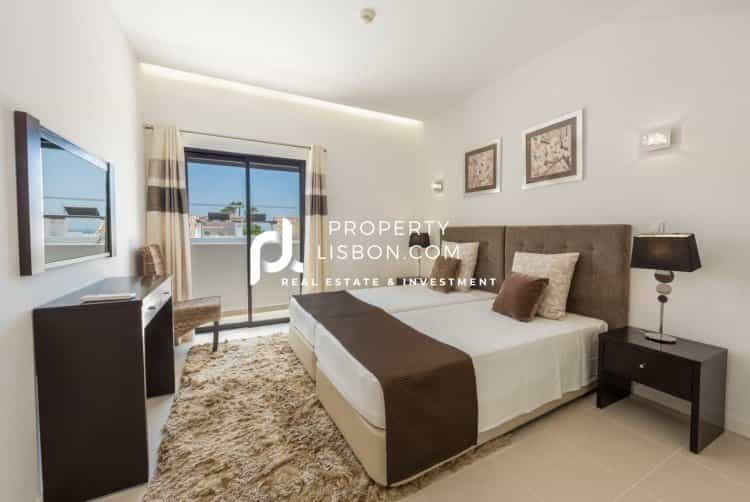 Condominium in BensafrimE Barao de Sao Joao, Algarve 10088366