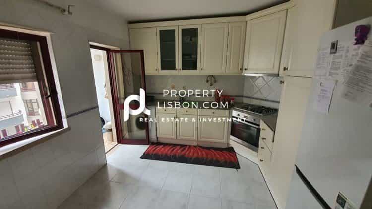 Condominium in Almada/Pragal, Lisbon 10088419