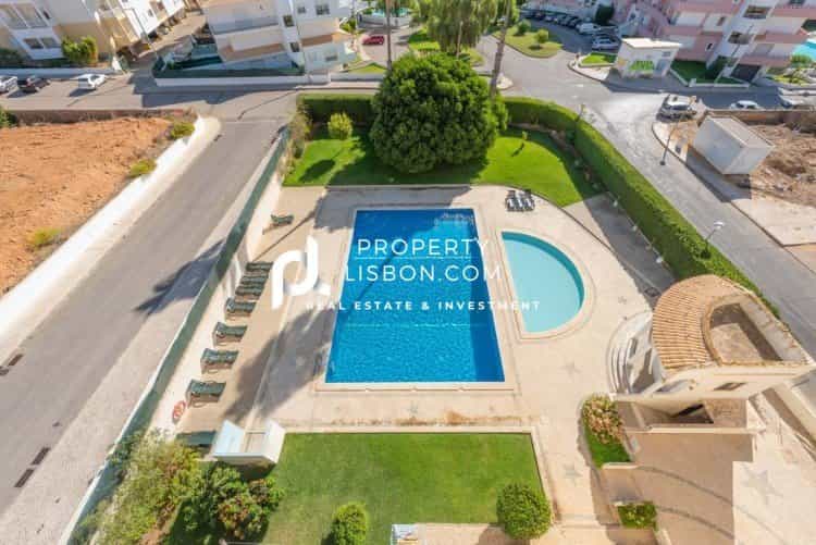 Condominium in Alvor, Algarve 10088449
