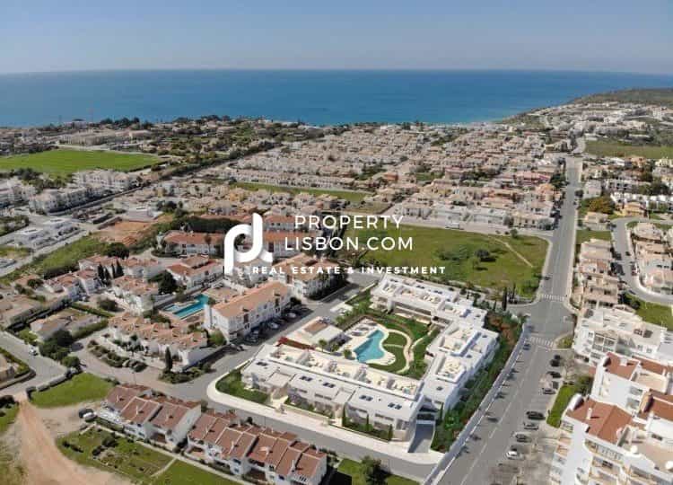 Condominium in BensafrimE Barao de Sao Joao, Algarve 10088530