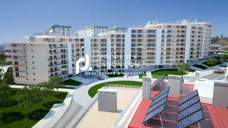 Condominium in Oeiras, Lisboa 10088547
