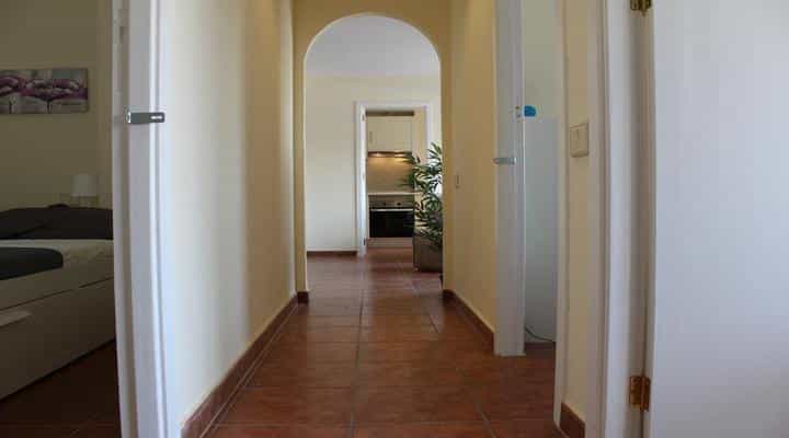 Condominium in Corralejo, Canary Islands 10089035