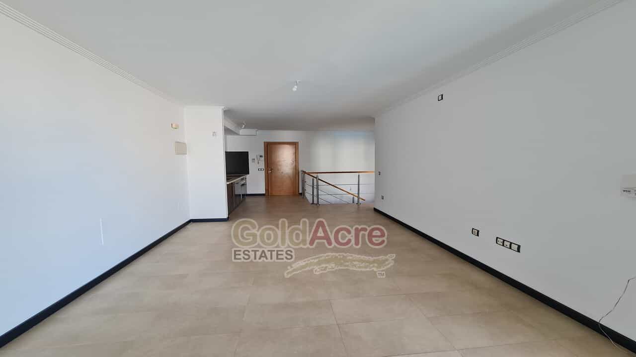 Condominium in El Cotillo, Canary Islands 10089043