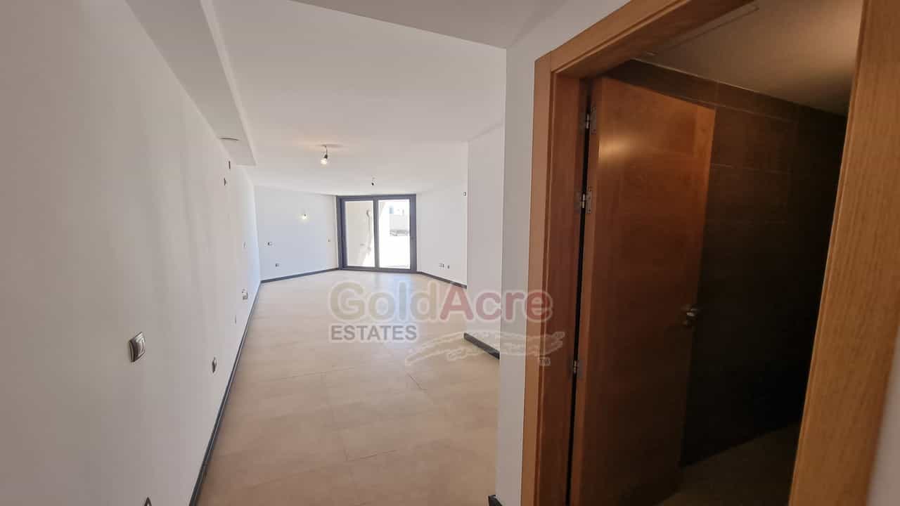 Condominium in El Cotillo, Canary Islands 10089060