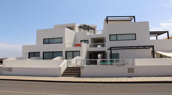 Condominium in La Oliva, Canarische eilanden 10089064