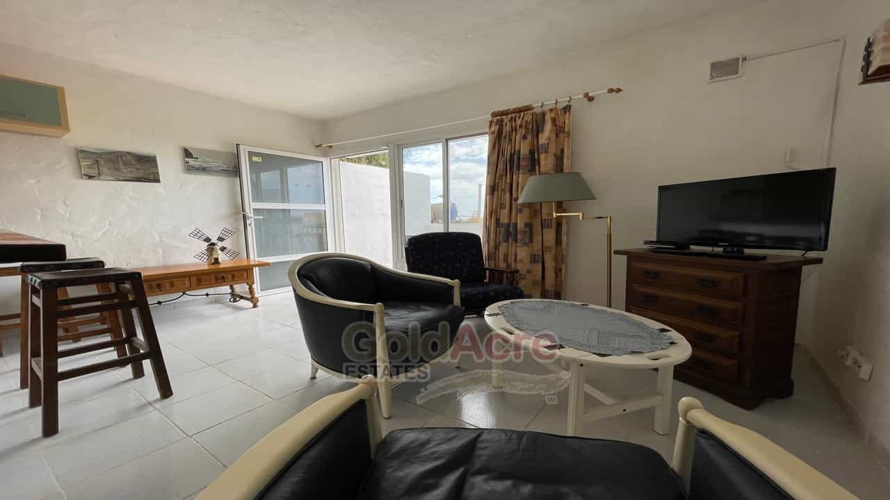 Condominium in Tarajalejo, Canary Islands 10089079