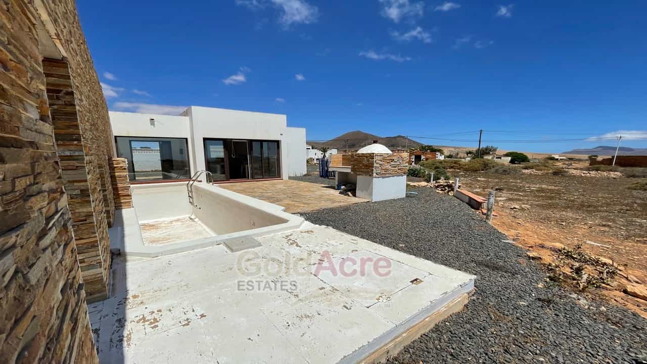 House in Tuineje, Canary Islands 10089139