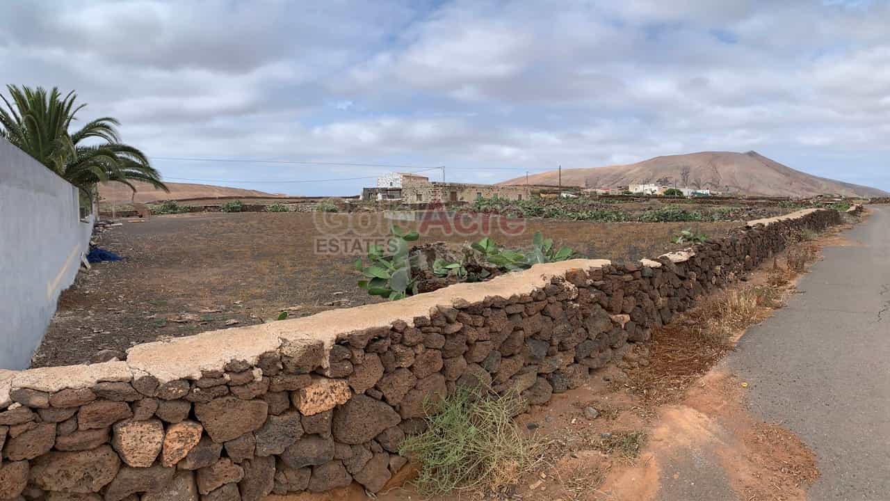 Tanah di La Oliva, Pulau Canary 10089160