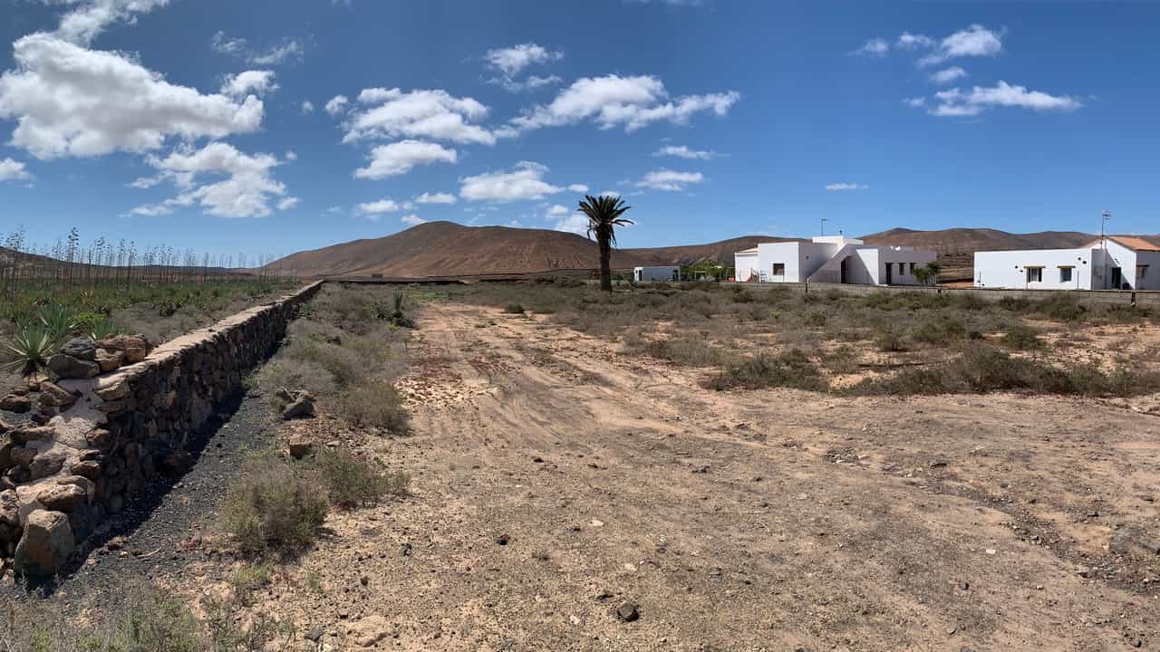 Tanah di La Oliva, Pulau Canary 10089169