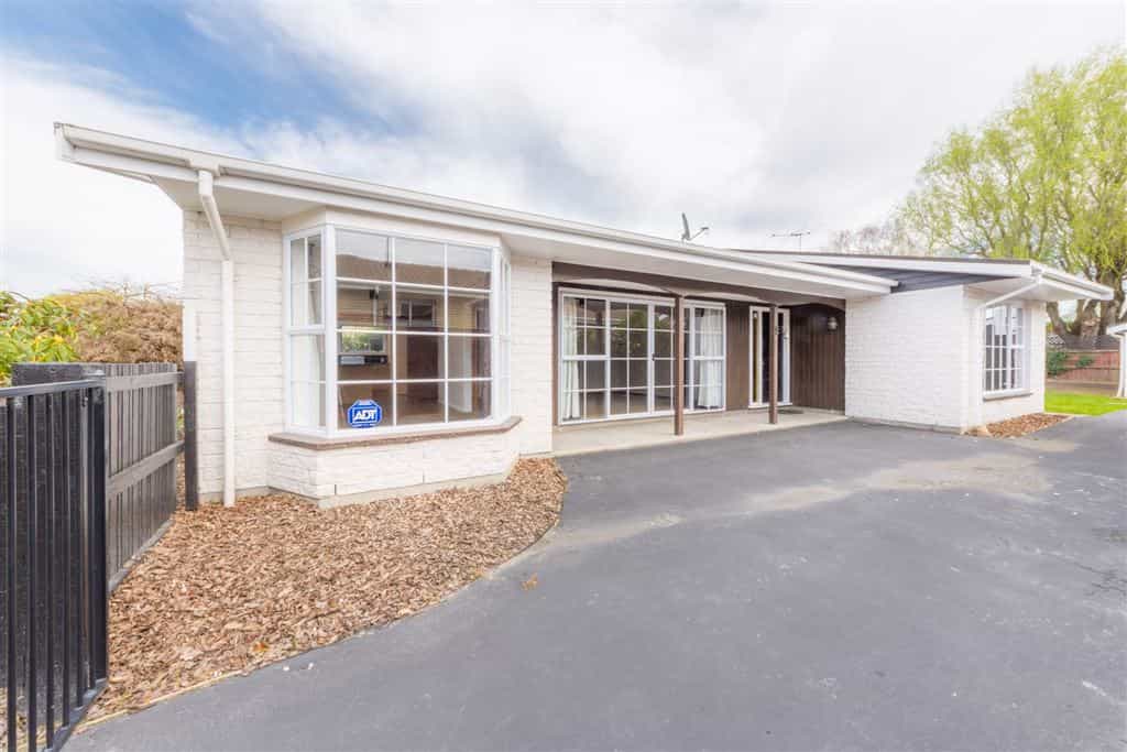 House in Casebrook, Christchurch 10089210