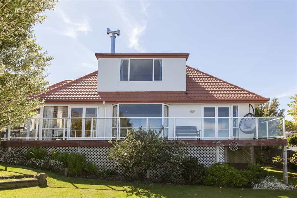 House in Westmorland, Christchurch 10089366