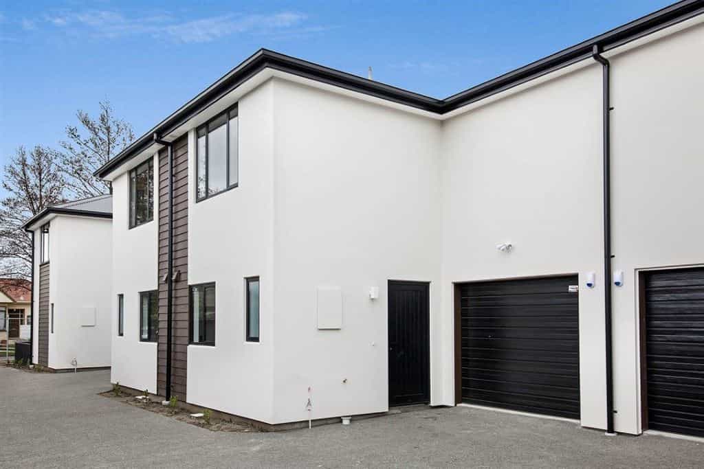 House in Christchurch, Canterbury 10089371