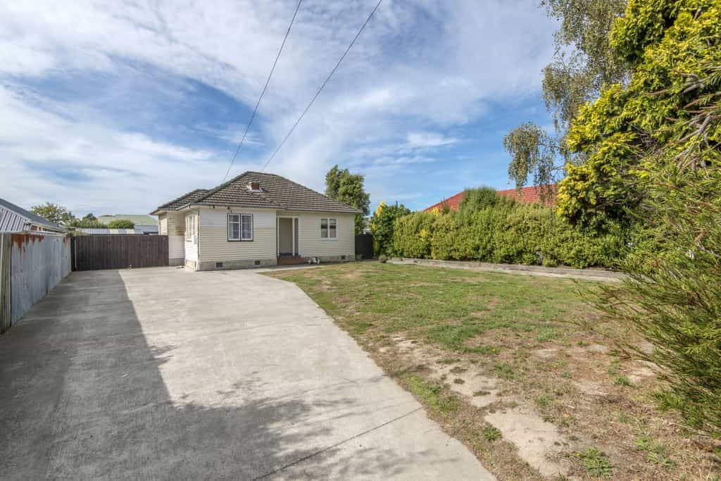 House in Wigram, Canterbury 10089496