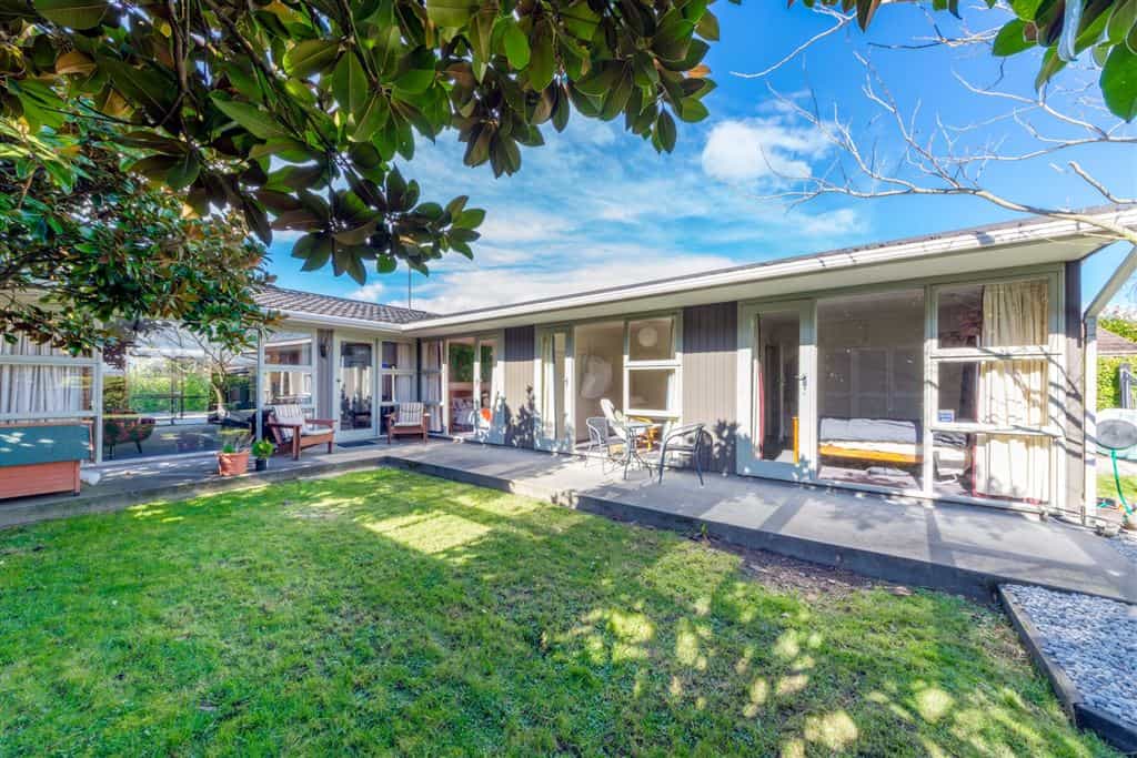 Dom w Casebrook, Christchurch 10089542