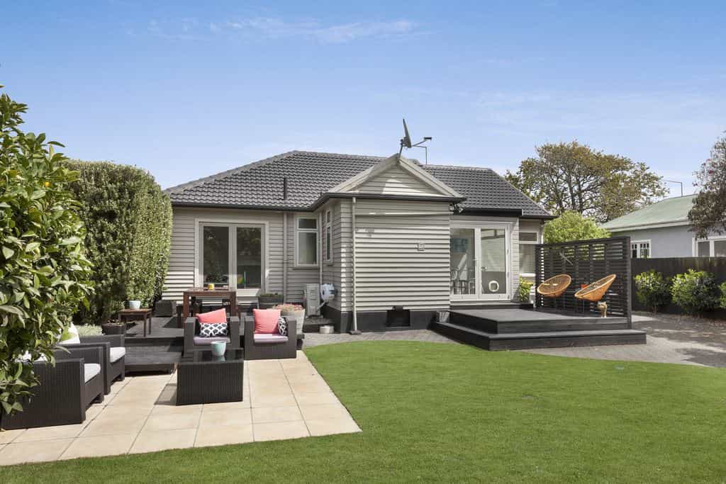 House in Bryndwr, Christchurch 10089553