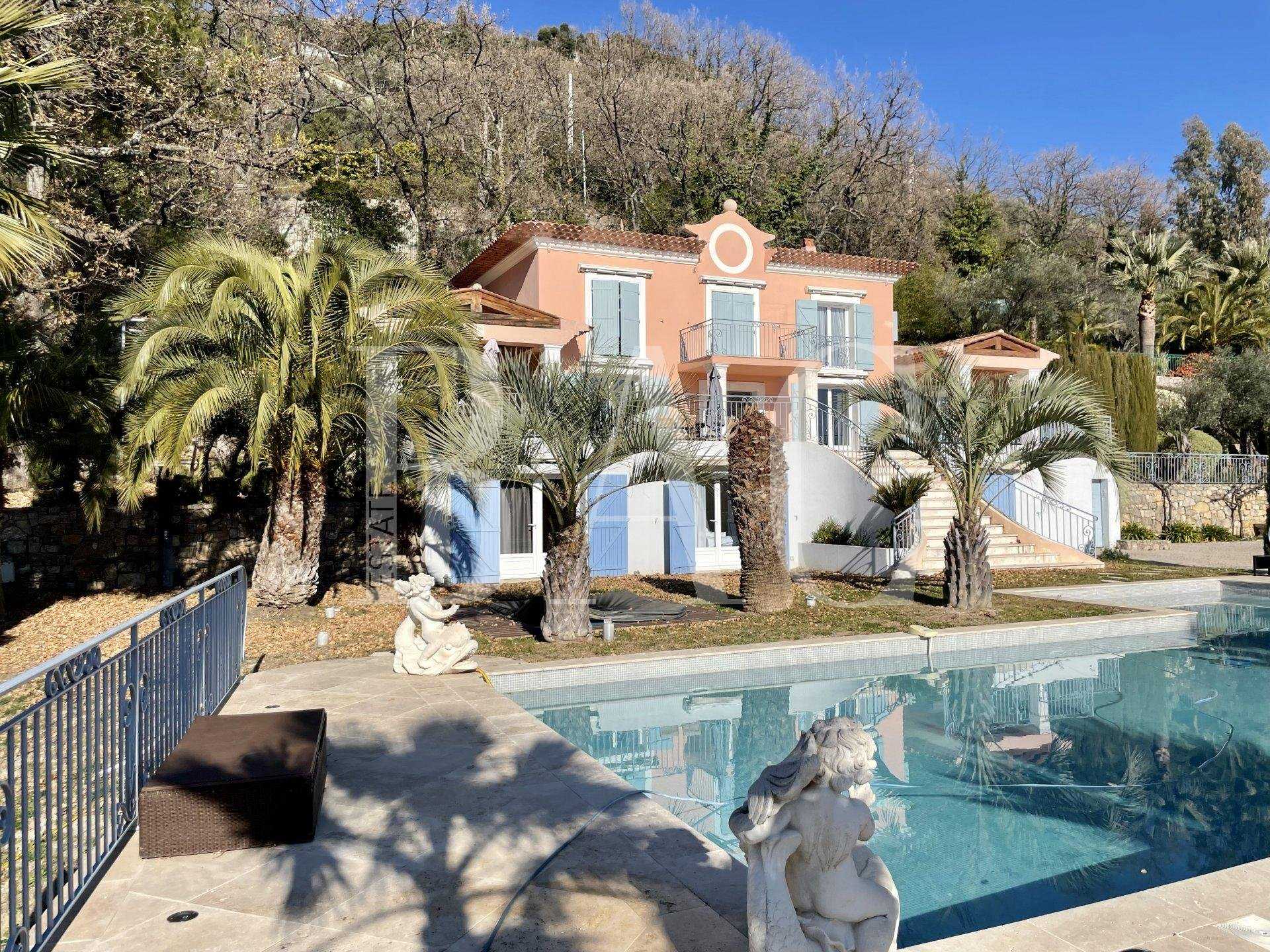 House in Grasse, Provence-Alpes-Cote d'Azur 10089693