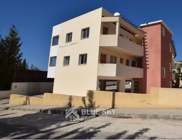 Condominium in Pegeia, Pafos 10090709
