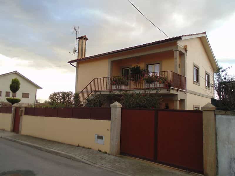 σπίτι σε Πίσκο, Viana do Castelo 10093745