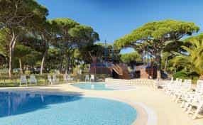 Condominium dans Olhos d'Agua, Algarve 10093816