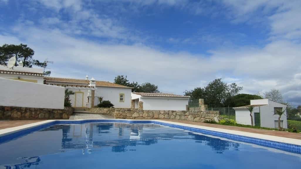 Huis in Porches, Algarve 10093875