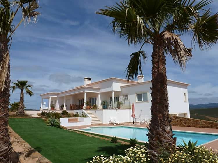 Dom w Portimao, Algarve 10093926