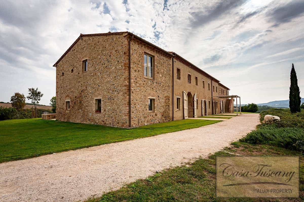 بيت في Volterra, Tuscany 10094002