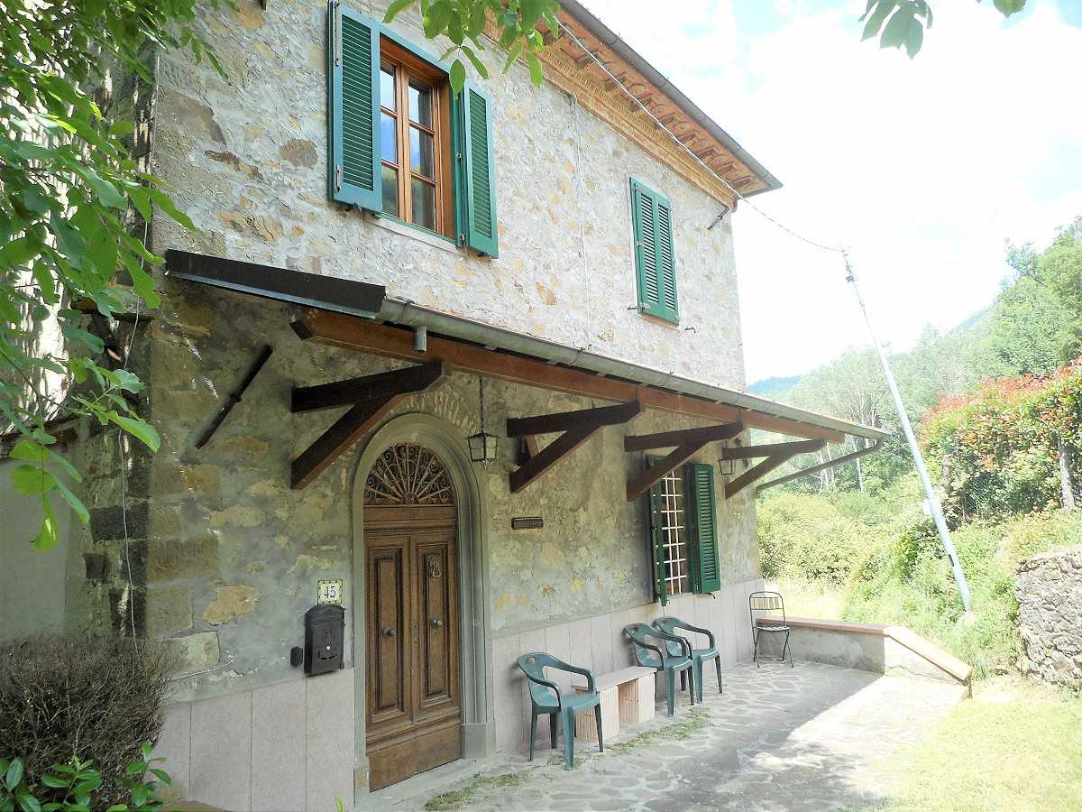 House in Bagni Di Lucca, Tuscany 10094004