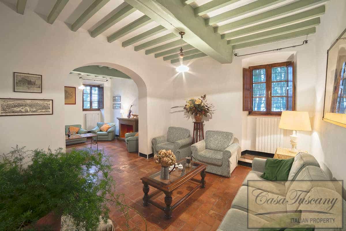 بيت في Volterra, Tuscany 10094006