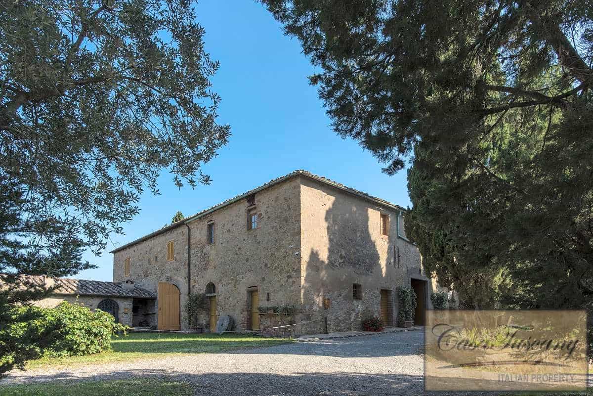 집 에 Volterra, Tuscany 10094006