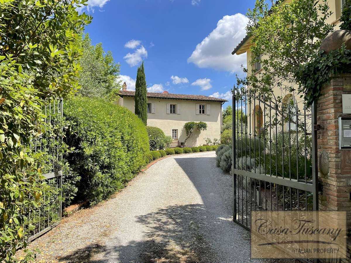 House in Montopoli in Val d'Arno, Tuscany 10094007