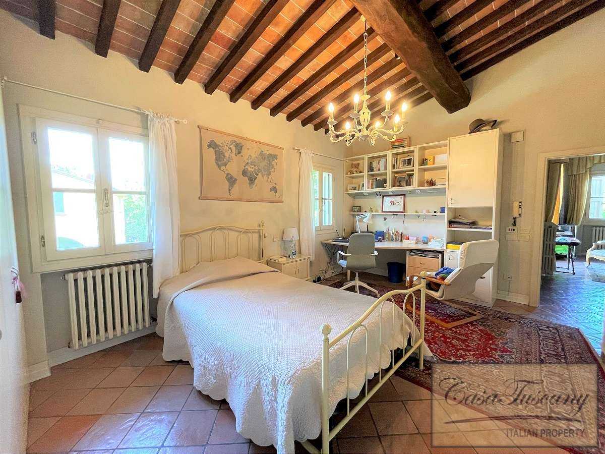 loger dans Montopoli Val D'arno, Tuscany 10094007