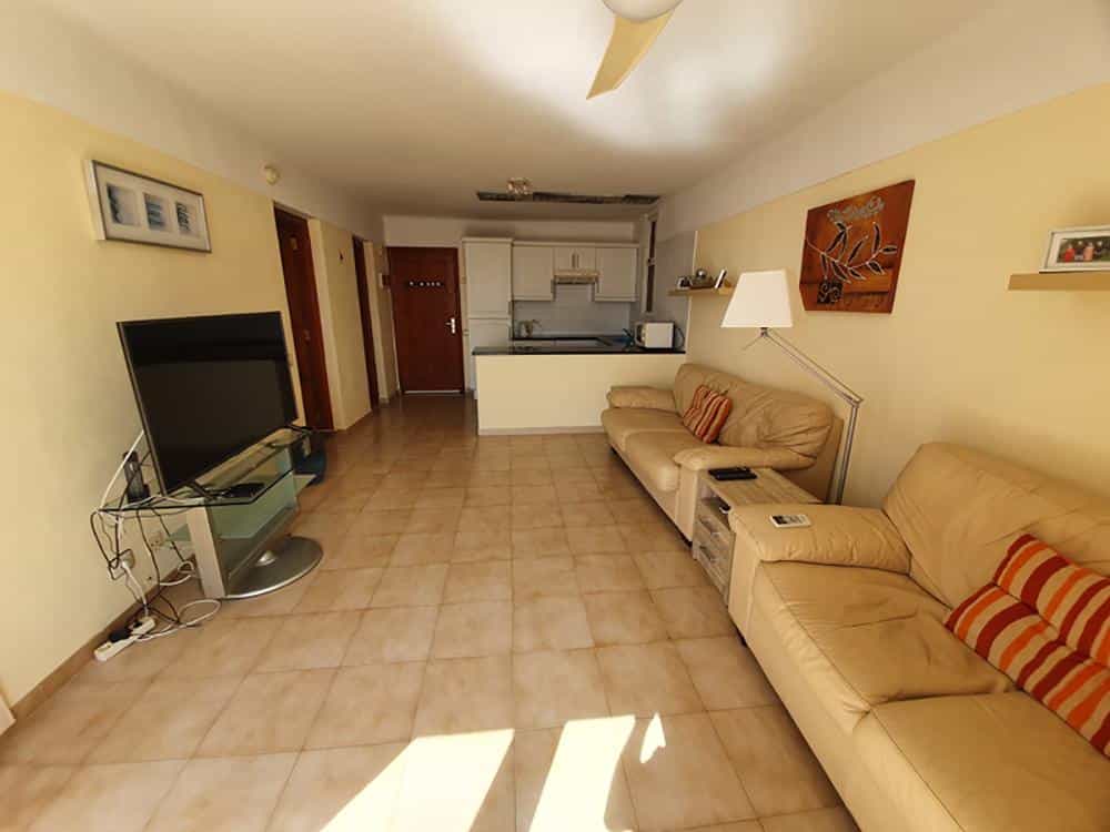 Condominium in El Abrigo, Canary Islands 10094010