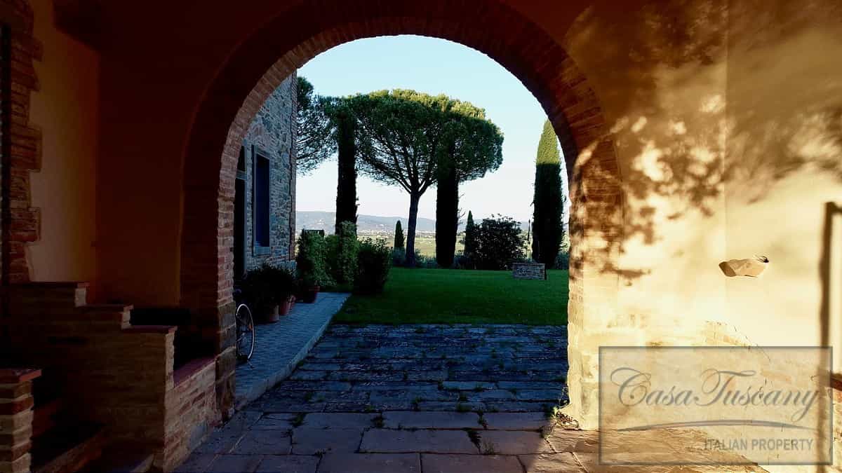 Kondominium di Cortona, Tuscany 10094024