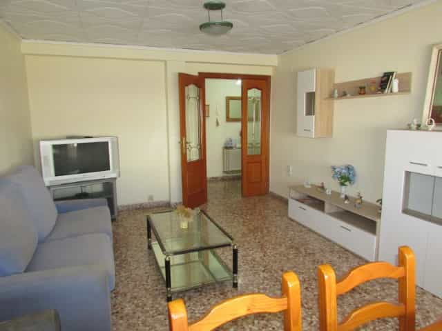 Condominium in Gandia, Valencia 10094026