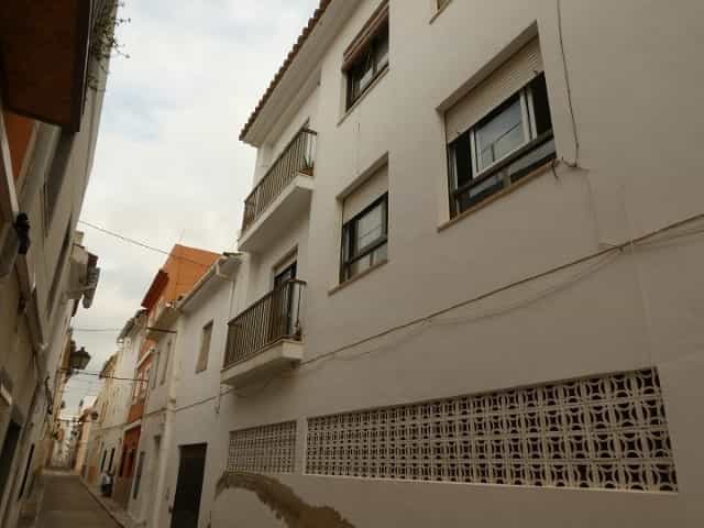 Condominium in Oliva, Valencia 10094034