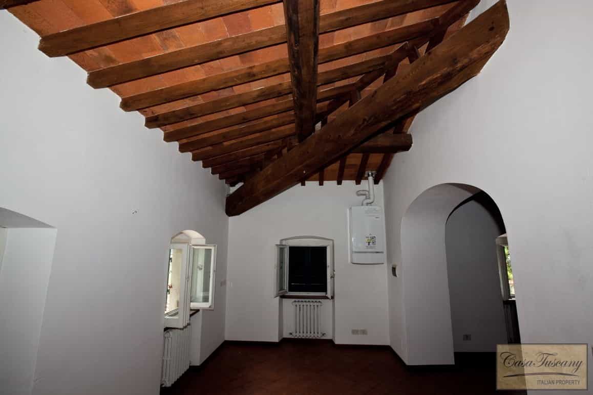 بيت في Castiglion Fiorentino, Tuscany 10094045