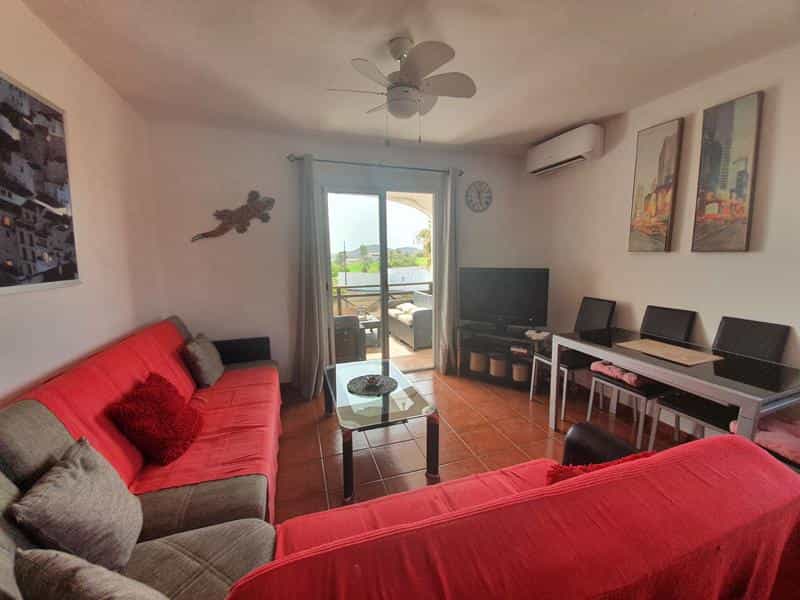 Condominium in El Abrigo, Canarische eilanden 10094049