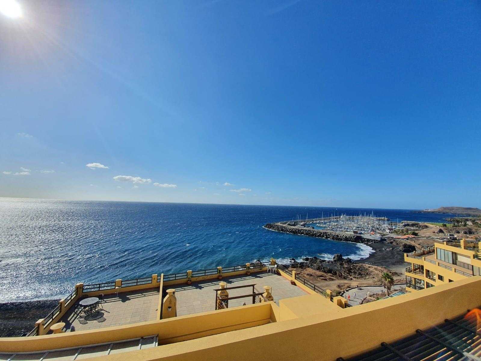 Condominium in El Abrigo, Canary Islands 10094065
