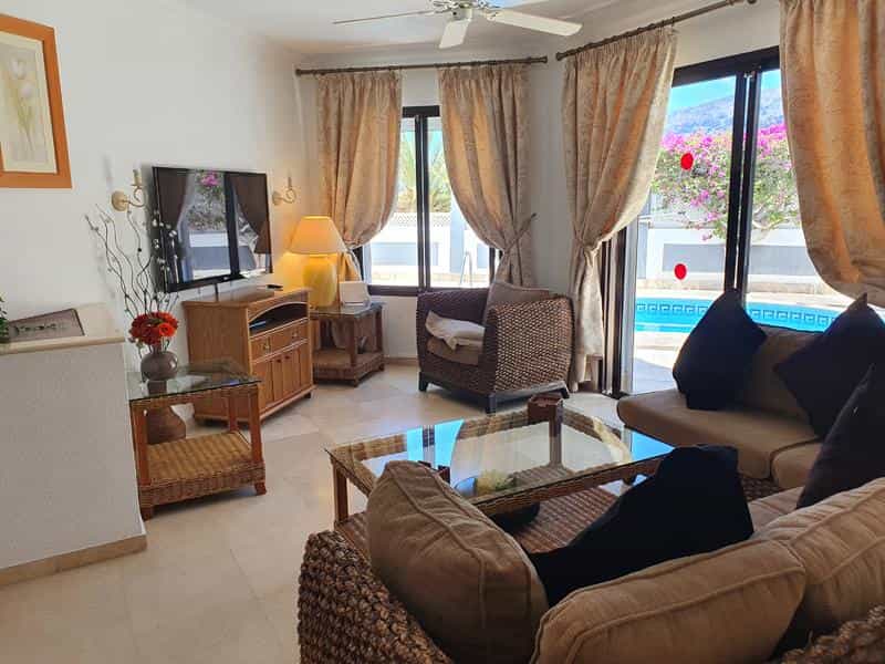 House in Los GIgantes,  10094070