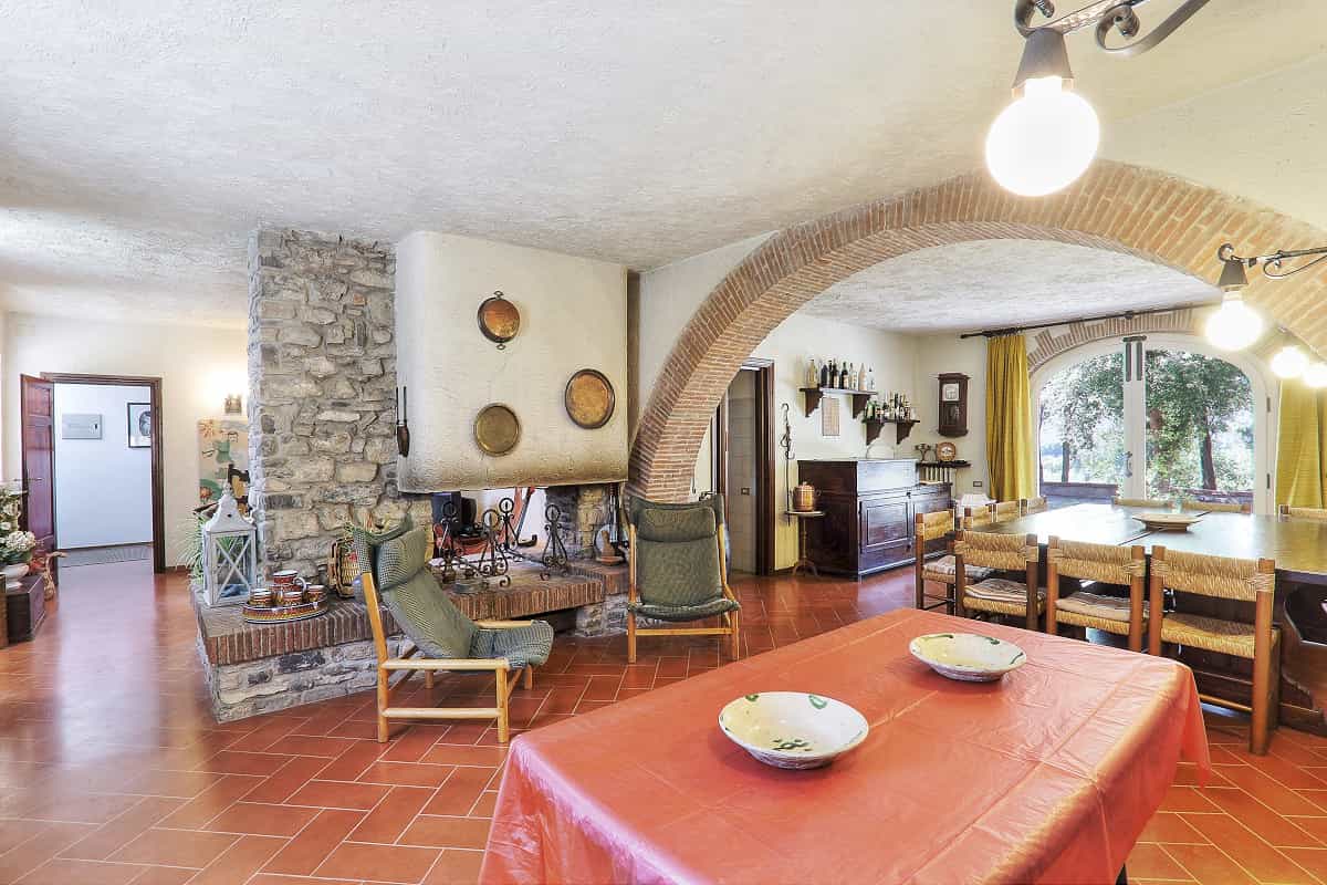 Talo sisään San Vincenzo, Tuscany 10094103